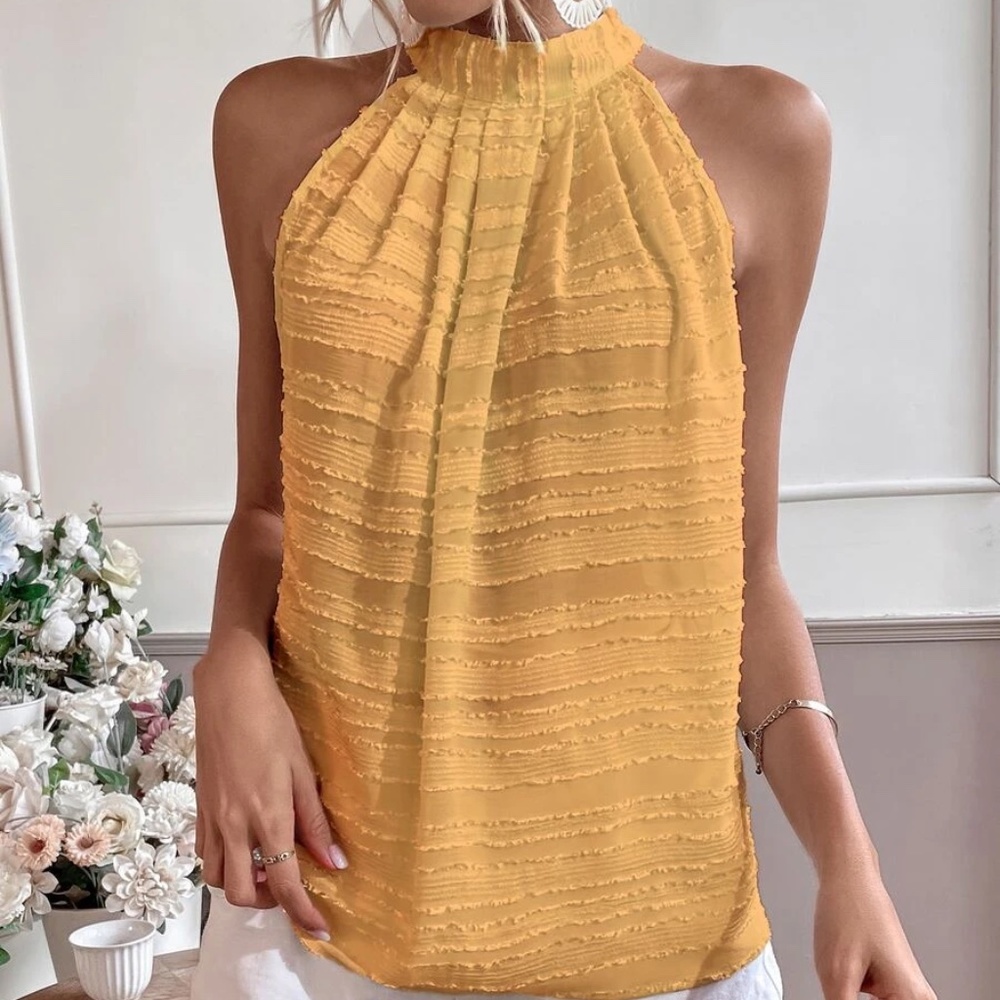 Boho Textured Minimalist Halter Top - Picture 4 of 13